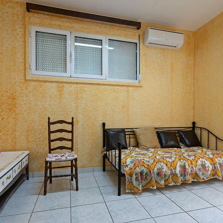 Garden Apartment Rétino Exterior foto